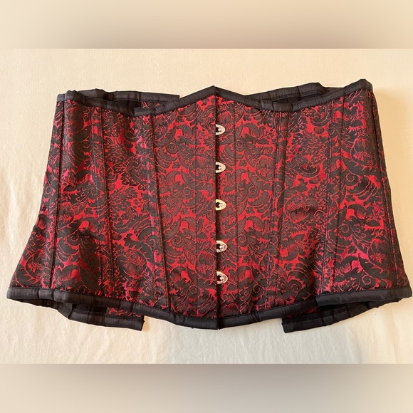 28 red damask under bust steel boned corset goth Victorian - Picture 1 of 5